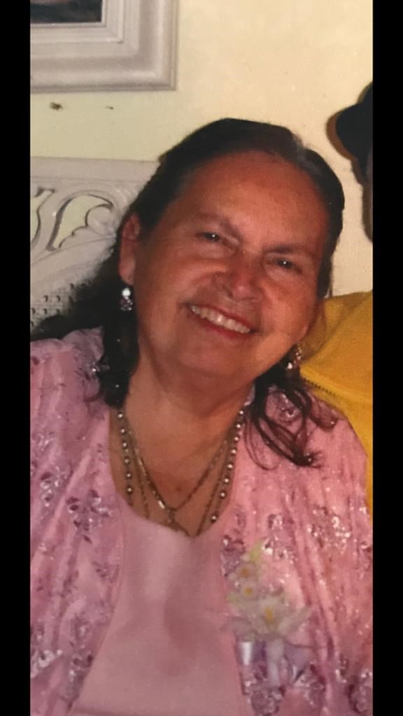 Obituary of Carmen Castellanos