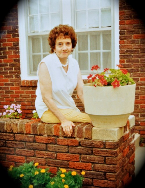 Obituary of Edris Beth Tinney