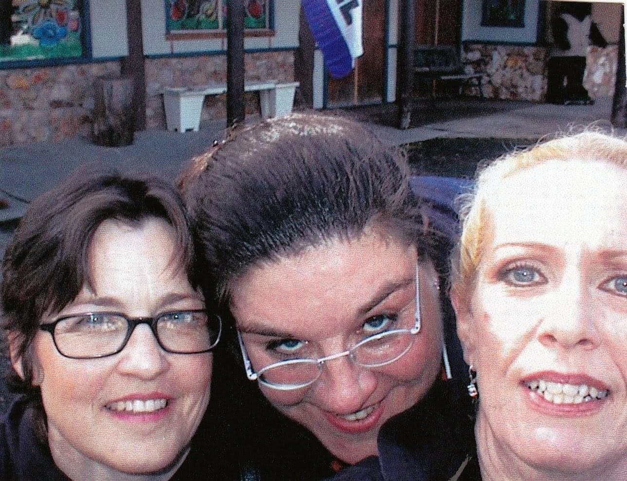 Sharon Hopkins's Instagram, Twitter & Facebook on IDCrawl