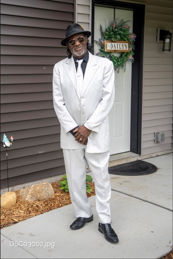 Obituario de John "Johnnie" L. Henderson