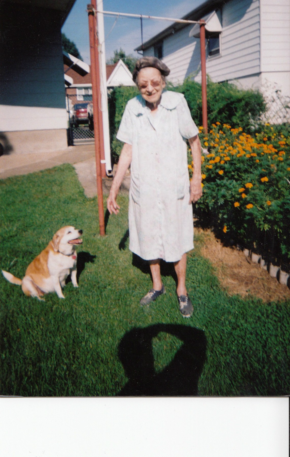 Obituary of Marie Hawkins Mangold