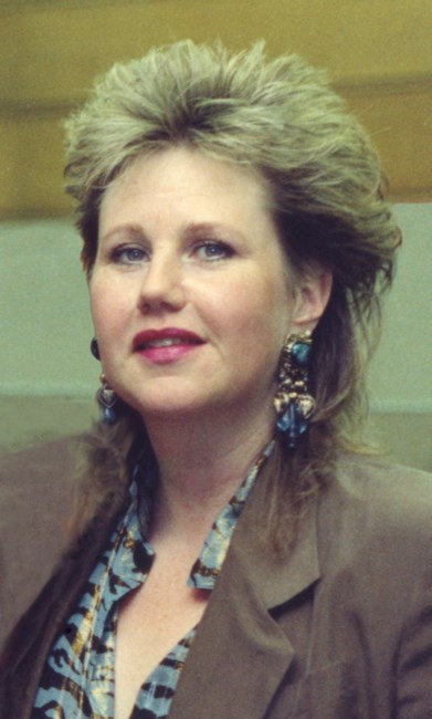 Obituary of Carolyn Victoria Desmond