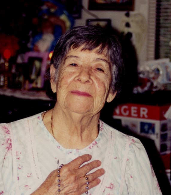 Obituary of Dolores Leon Ponce