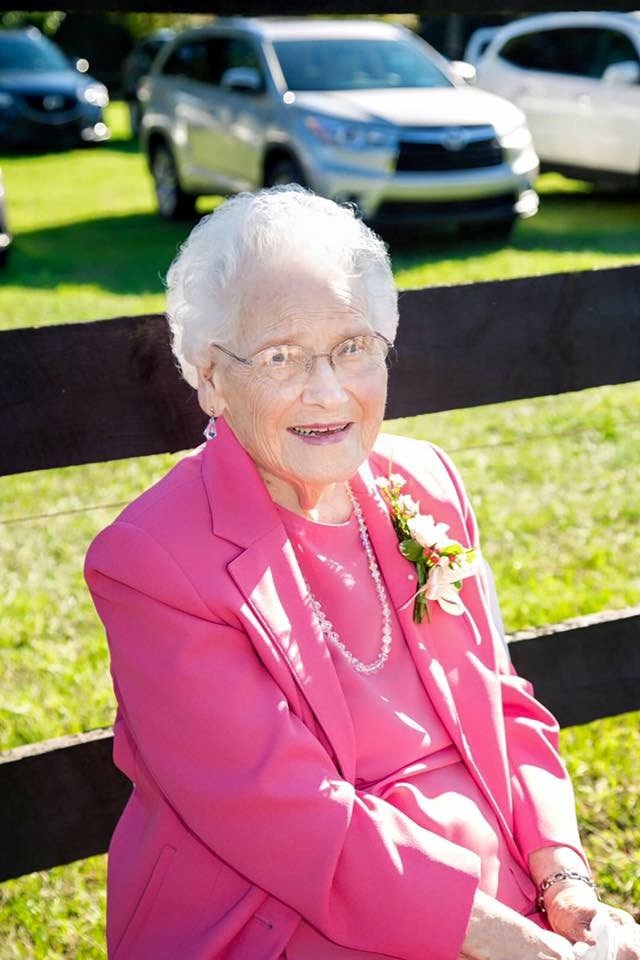 Obituary of Betty Ruth Forbis Ross