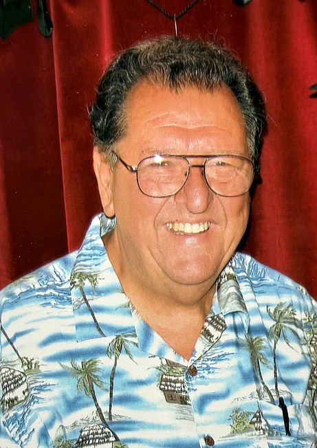 Obituario de Alexander Leo Michaud