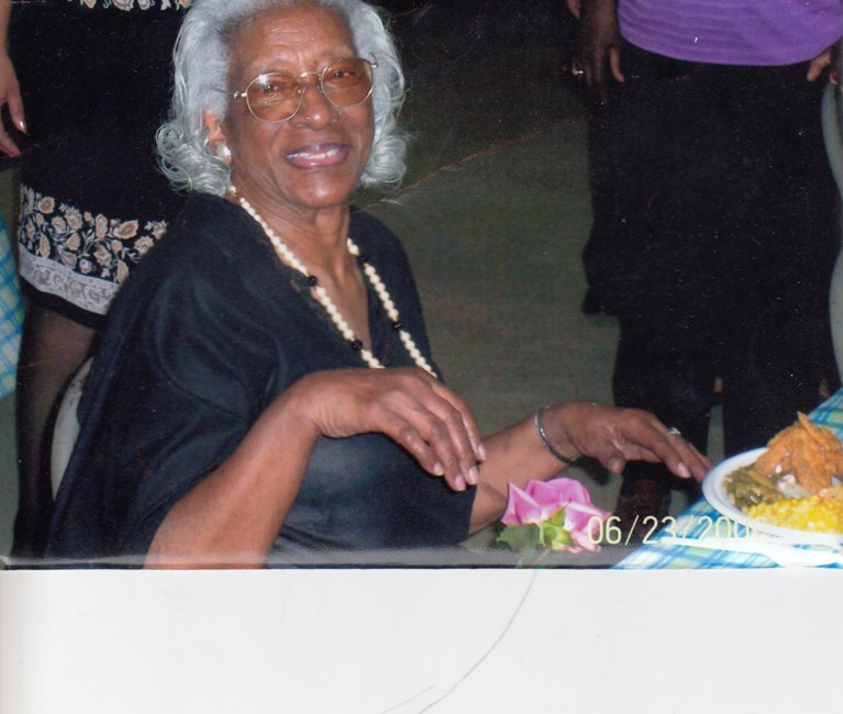 Obituary of Marcella C Robinson