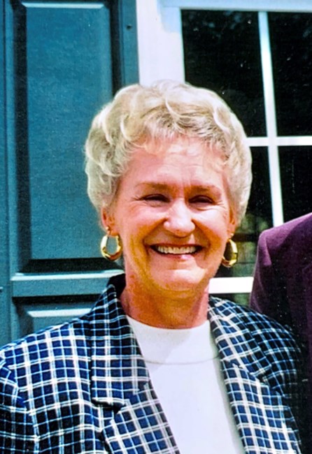 Obituary of Joan Mills