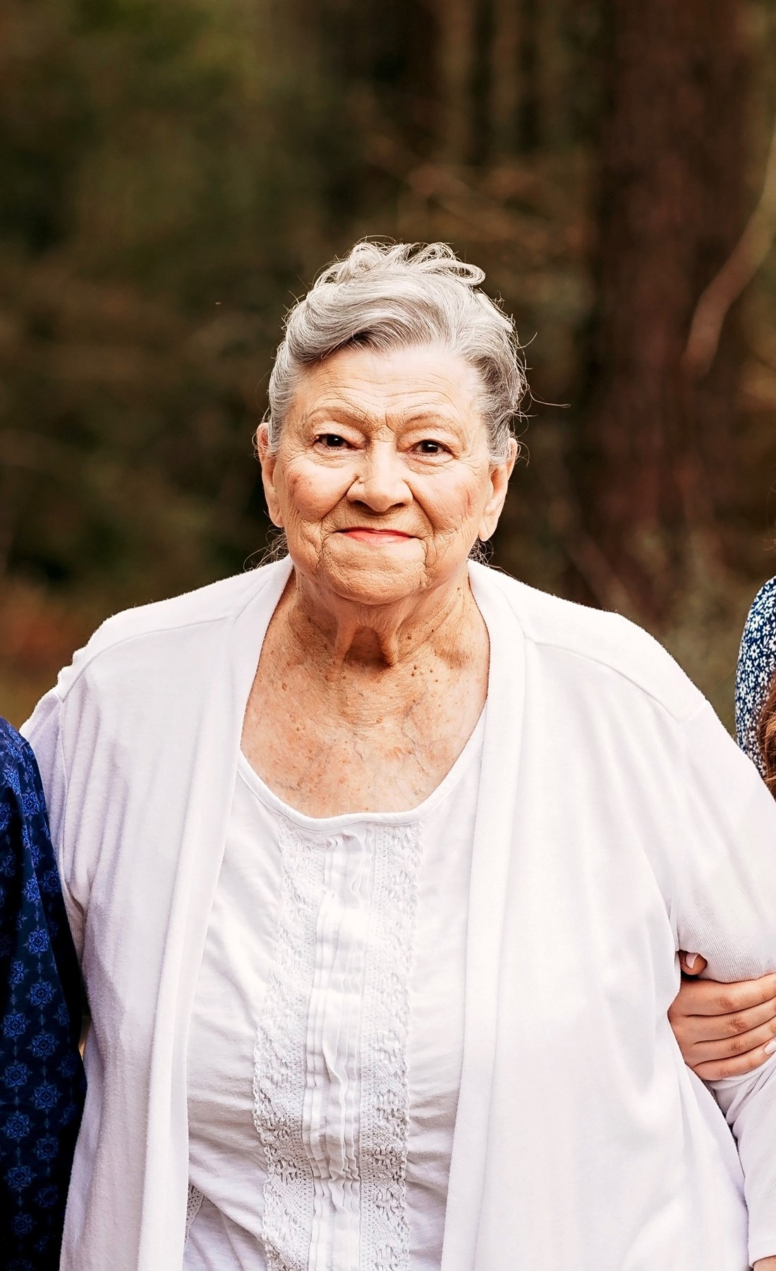 Obituary of Joyce Mary Ann Vienne