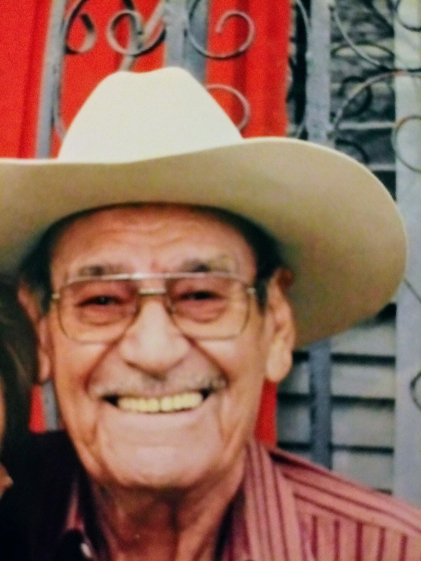 Obituario de Carlos F. Martinez