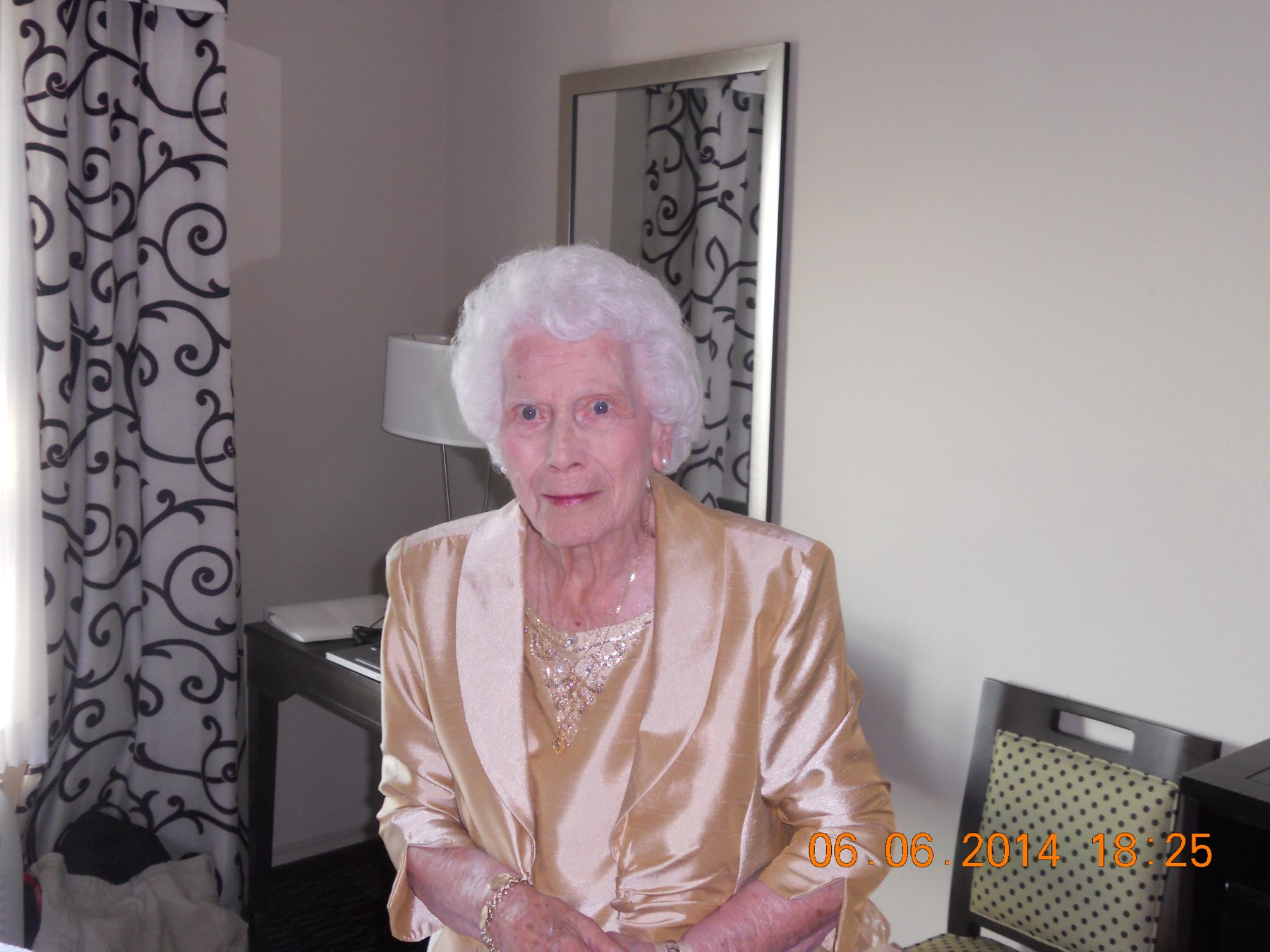 Obituario de Lucille Preau Taylor