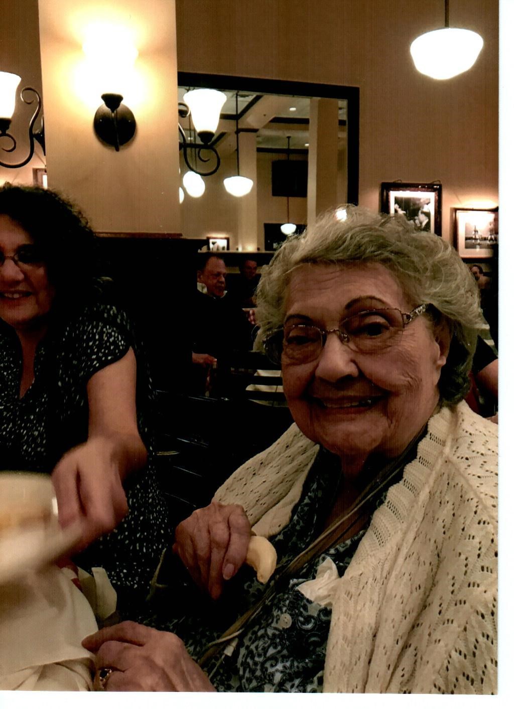 Avis de décès de Ione Shirley Comess