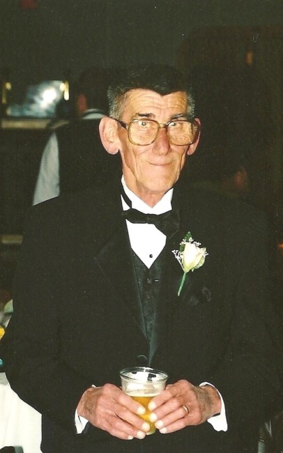 Avis de décès de Robert E. Robitaille