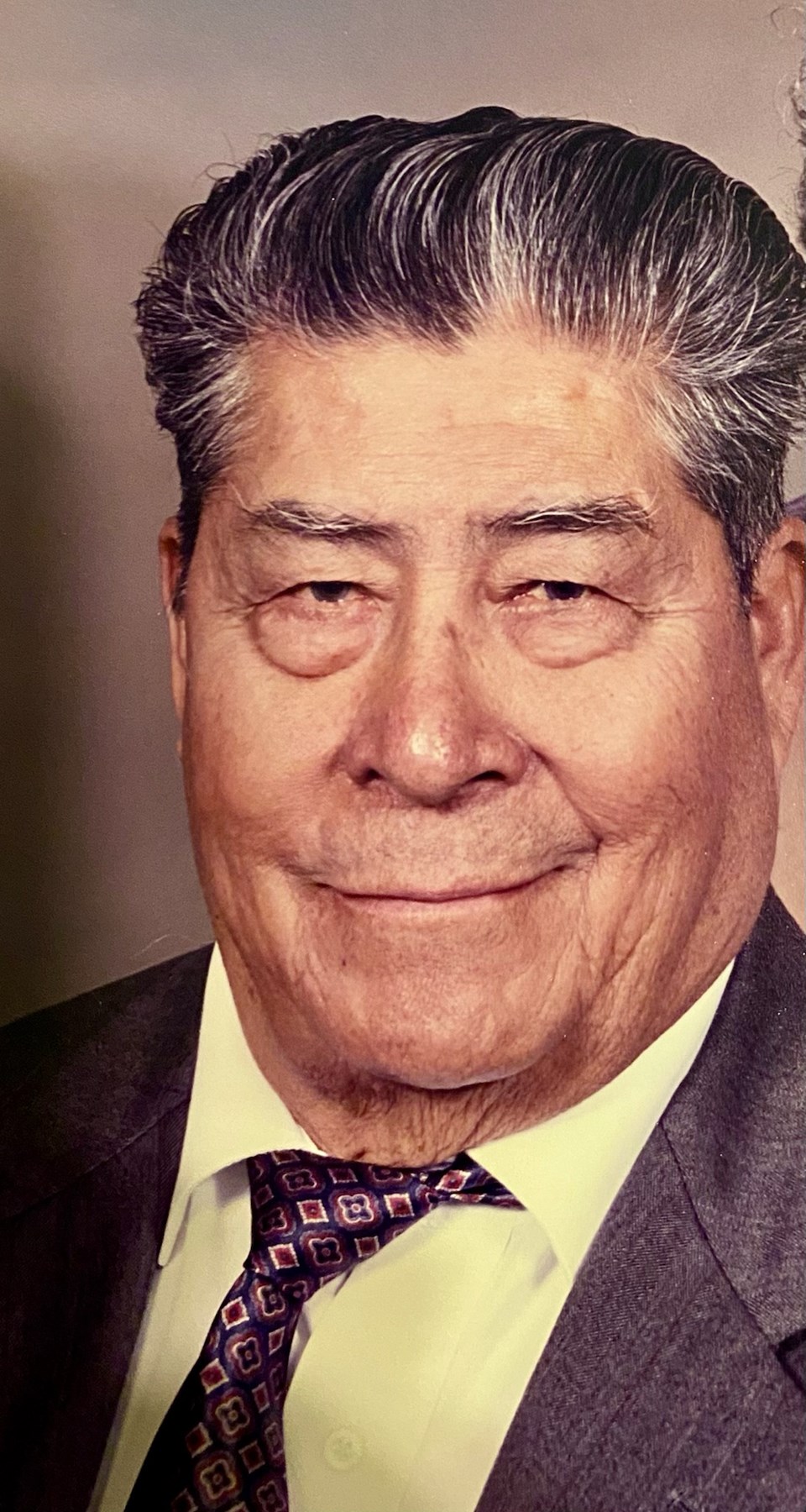 Obituary of Carlos Perez Lemus