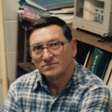 Obituary of Earl Joseph Smisek