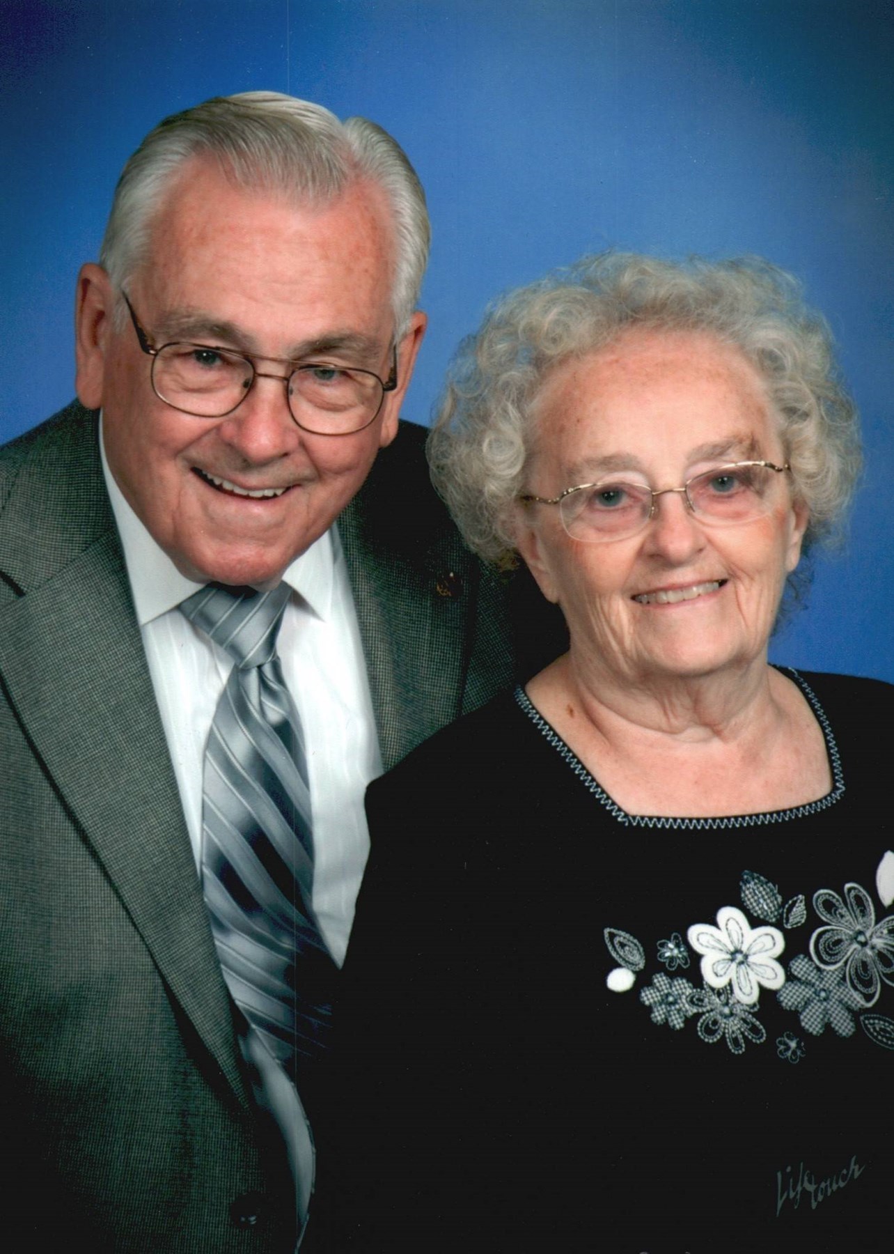 Obituary of Dwight Eugene Jones