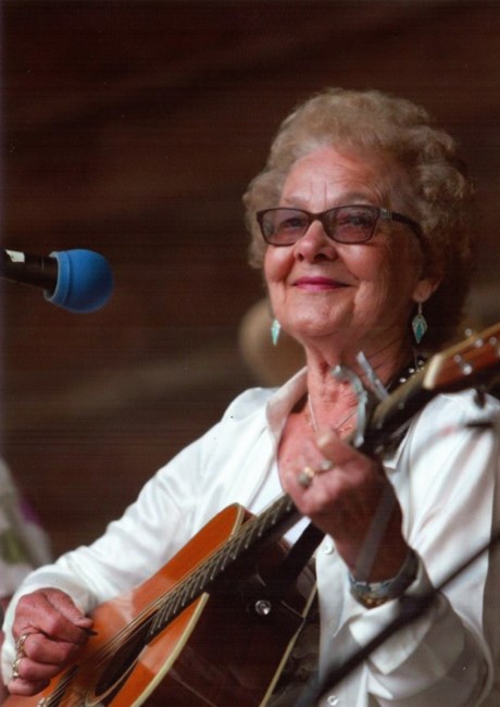 Obituary of Bertha Lee Nations Whiteside