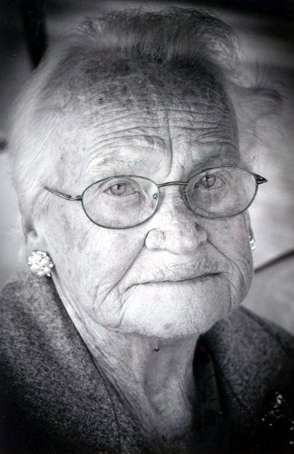 Obituary of Gladys Estelle Lawrence Cecil