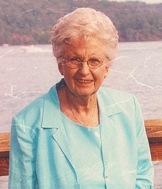 Obituary of Helen Margaret Oakes