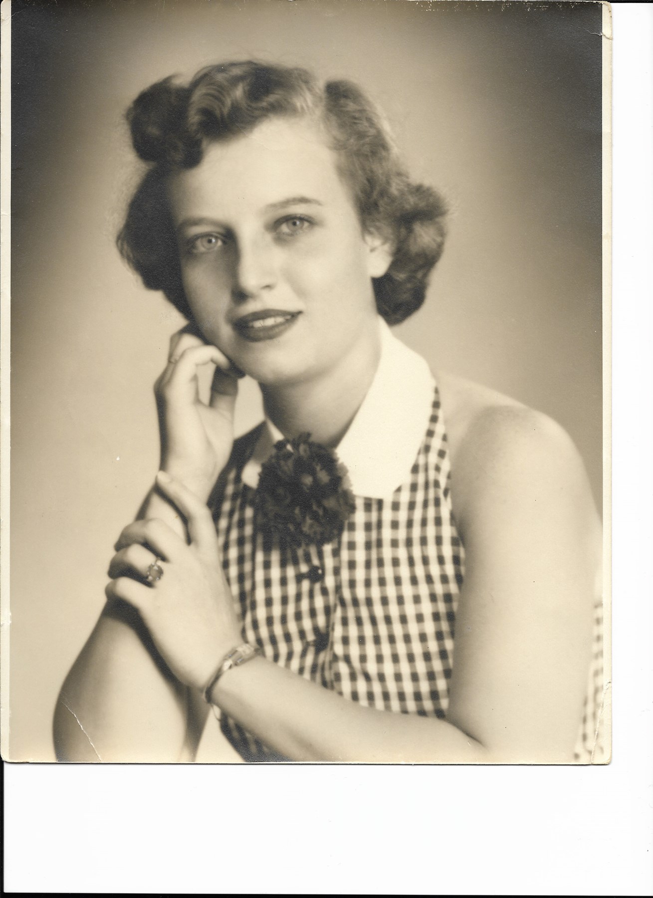Obituary of Gaetana Lewand