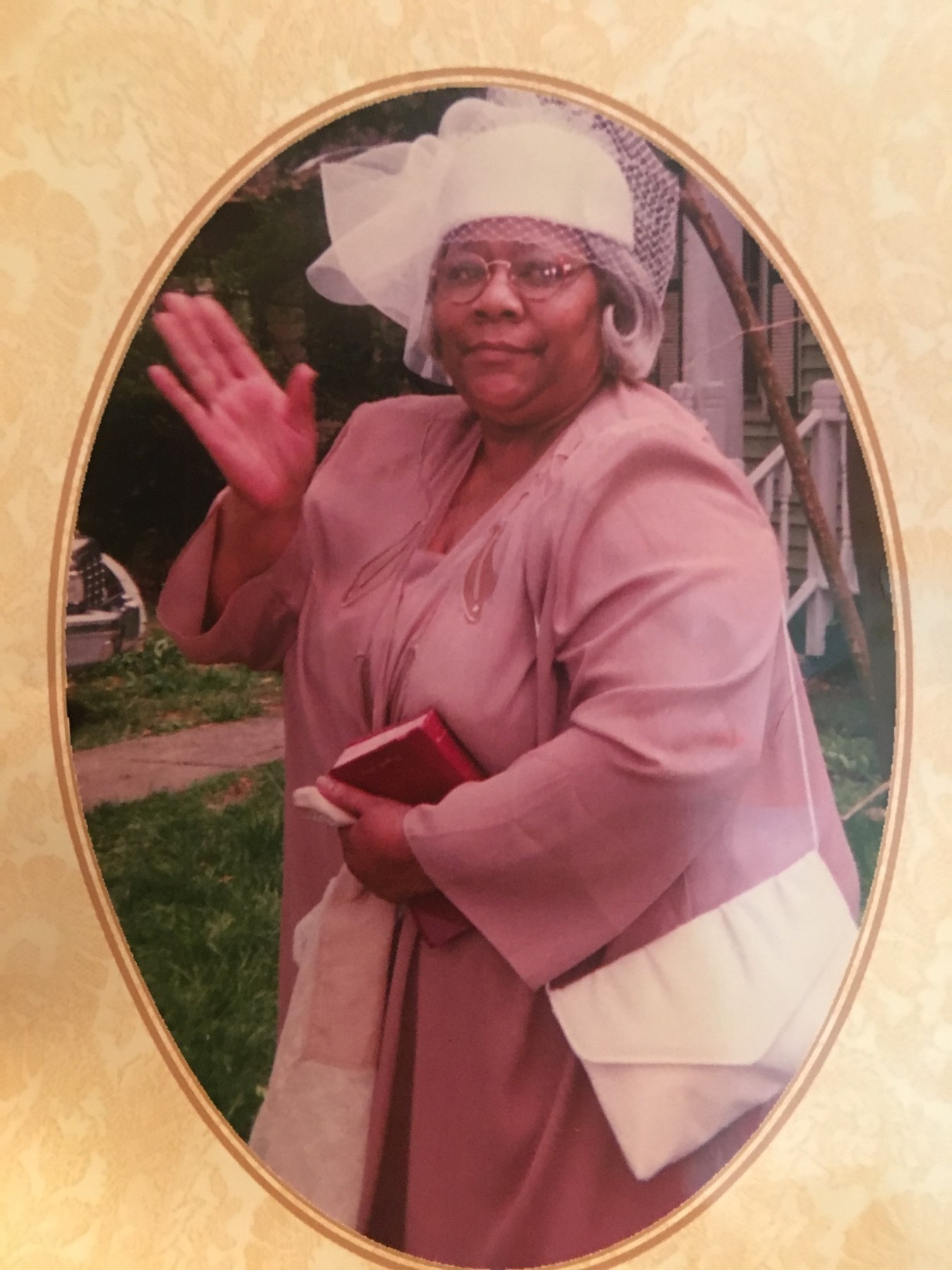 Obituary of Mother Mattie Louise Holt