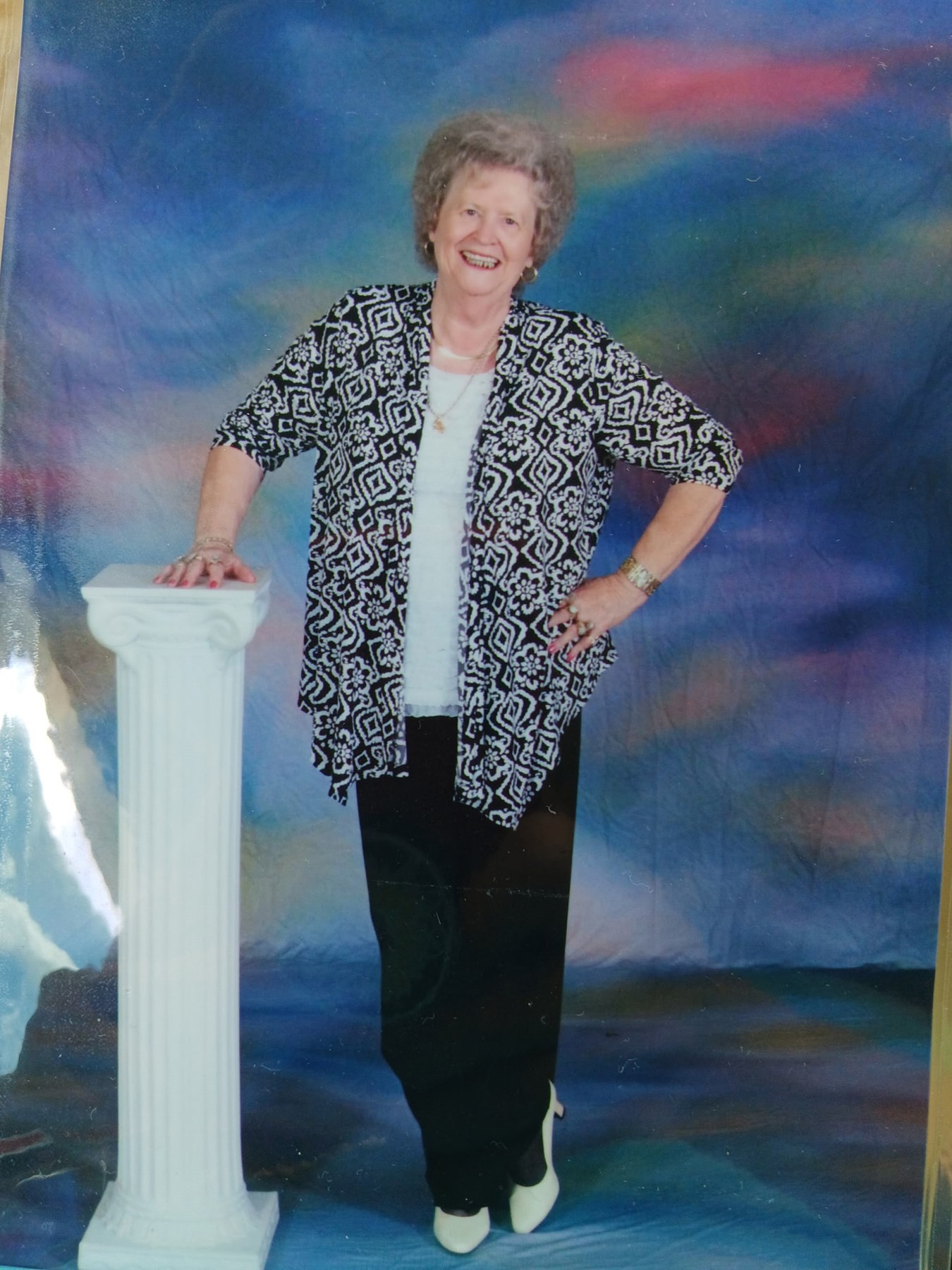 Obituario de Sylvia Frances Ward