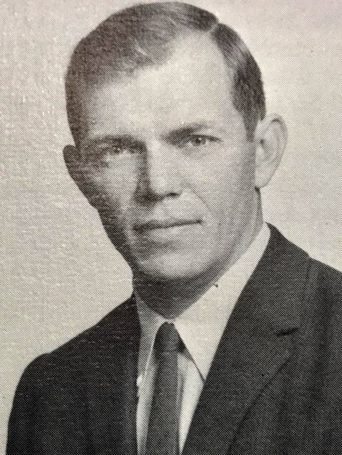 Obituary of Raymond W. Ainsworth Jr.