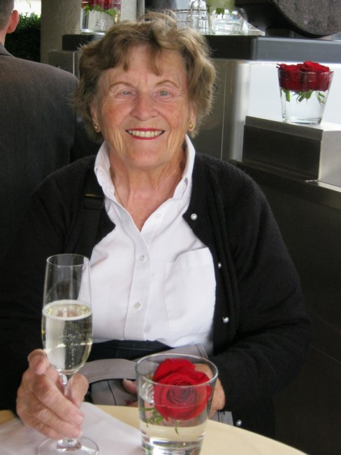 Obituary of Carol Elaine Malon