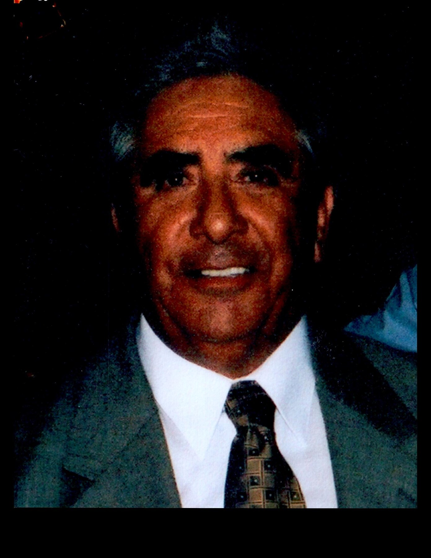 Obituary of Raoul "Roy" Gustavo Chavez