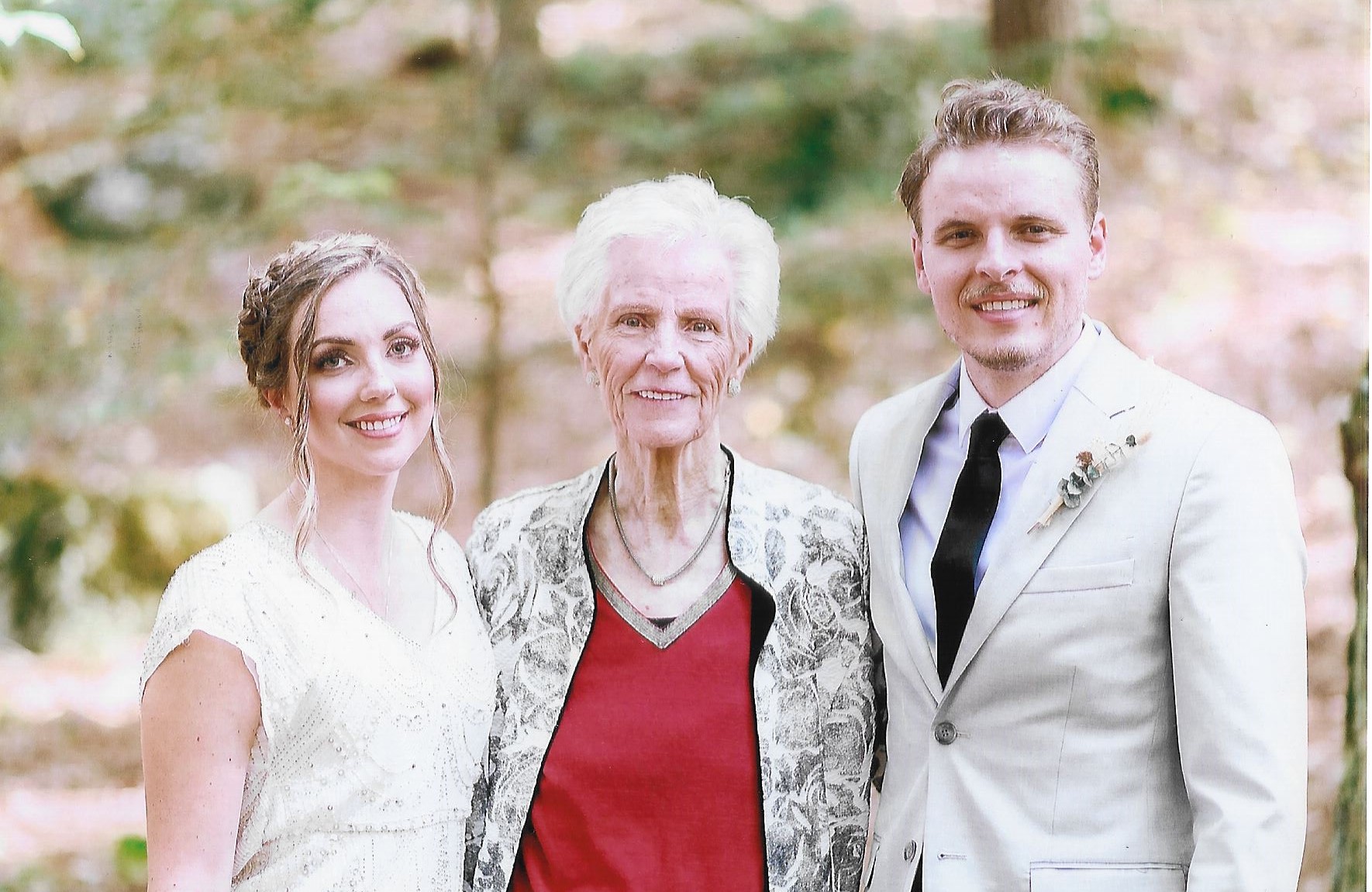 Avis de décès de Irene Theresa MacDonald