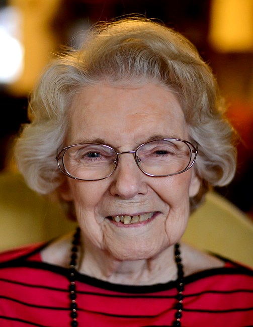 Obituary of Patricia Essie (Simpson) "Pat" Mahoney