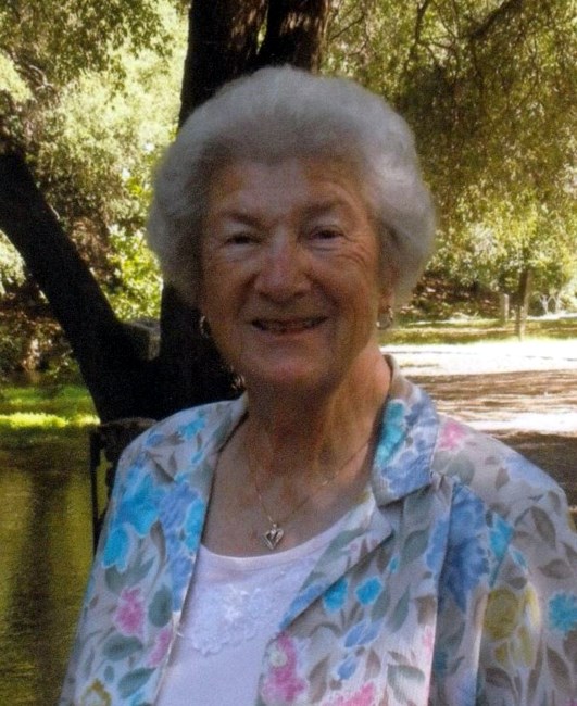 Obituary of Jadwiga "Rosie" Ward