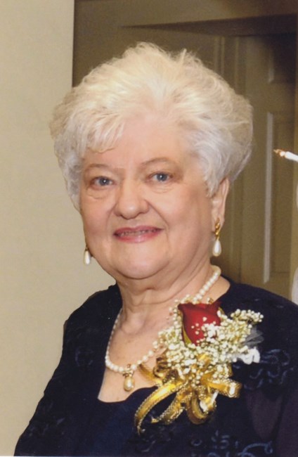 Obituary of Peggy Stewart Bradford