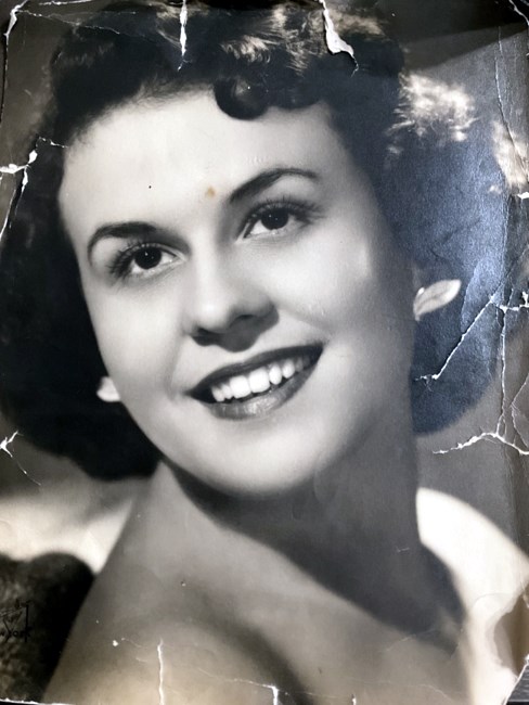 Obituary of Nelida Hernandez