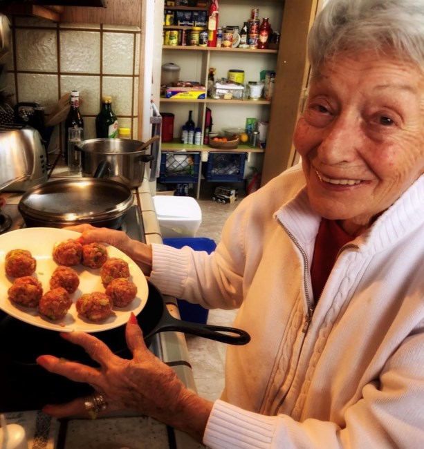 Obituary of Bessie A. Vizzusi-Gruhlke