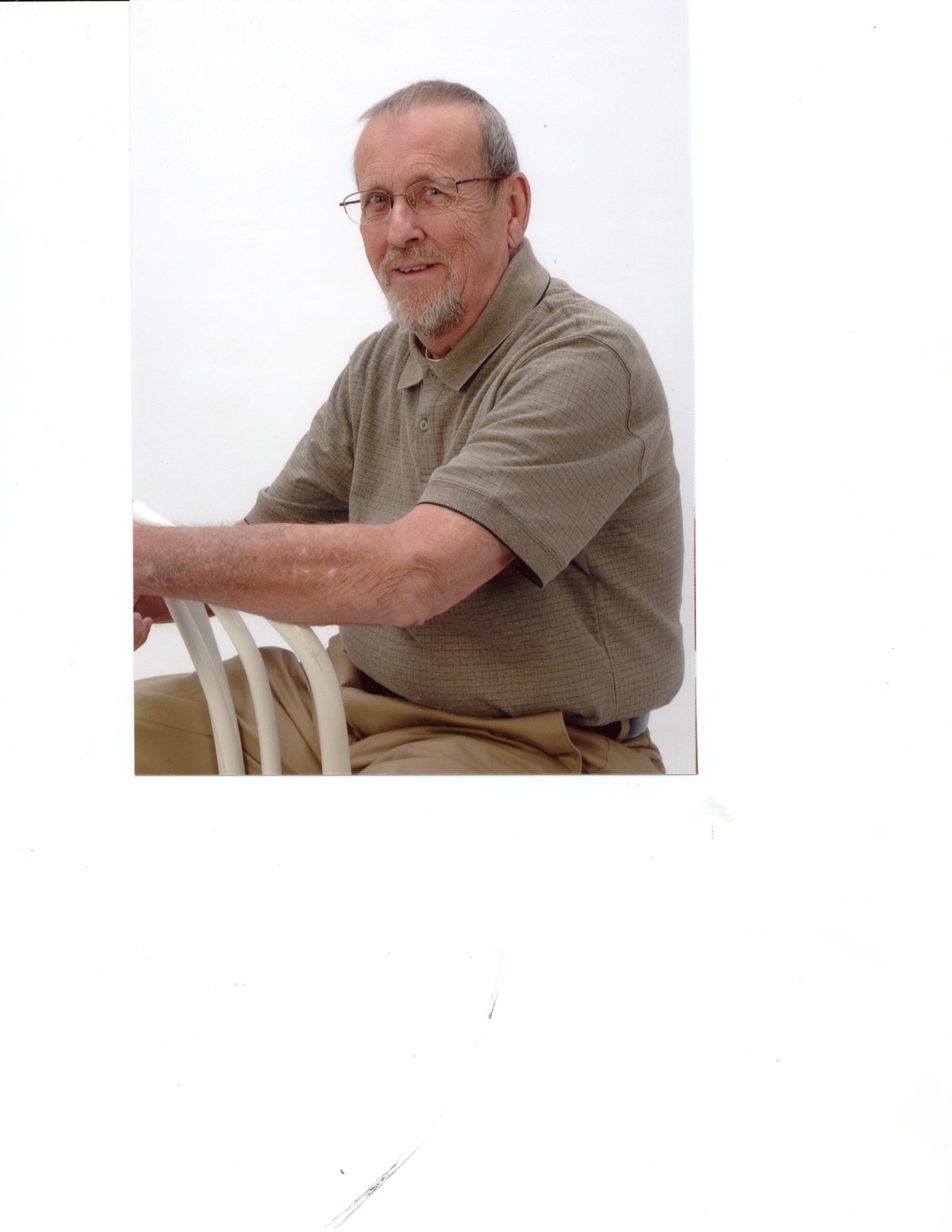 Obituary of Douglas Robert Ickes