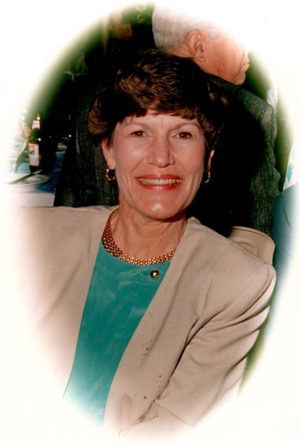 Obituario de Dona Lou Deere Thomas