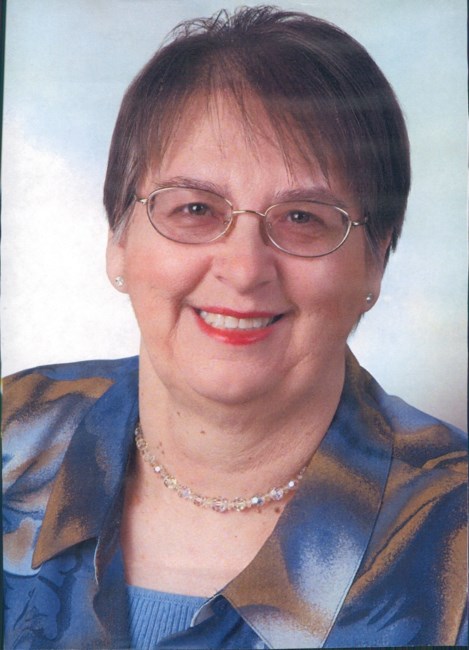 Obituary of Marie Louise Small Woodward