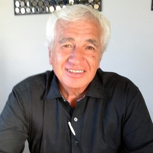 Obituary of Carlos Roberto Mendoza