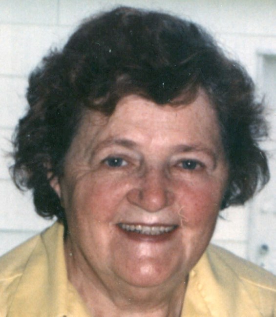 Obituario de Genevieve Nana Pauline Bardzinski Manuel