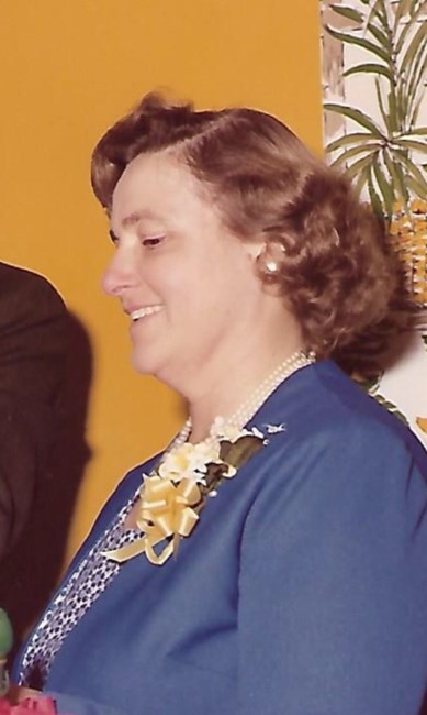 Obituario de Barbara Joan Fretwell