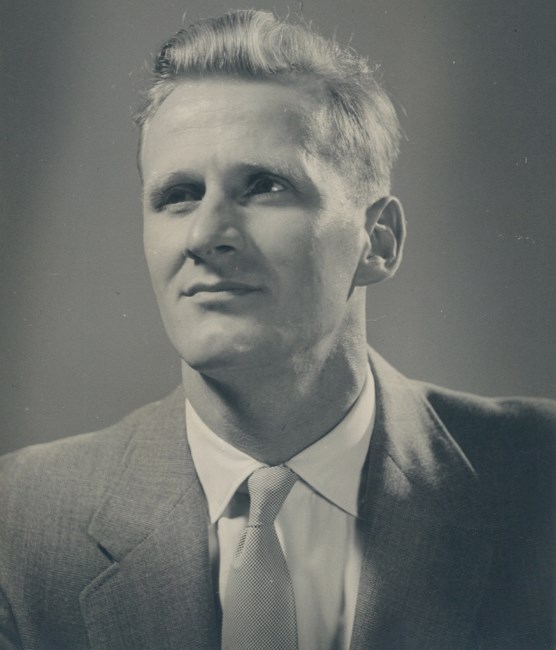 Obituary of Finlay Macrae Robb