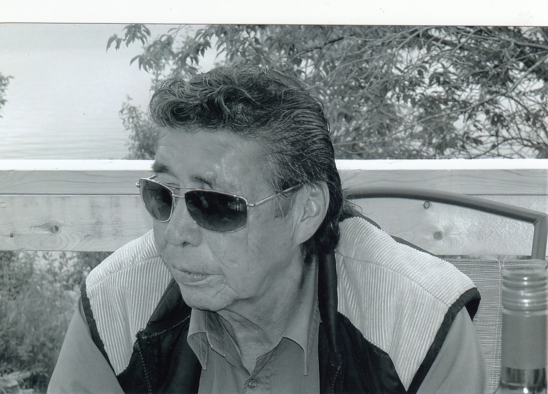 Obituario de Gilbert Land