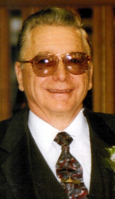 Avis de décès de James Victor Nicholson