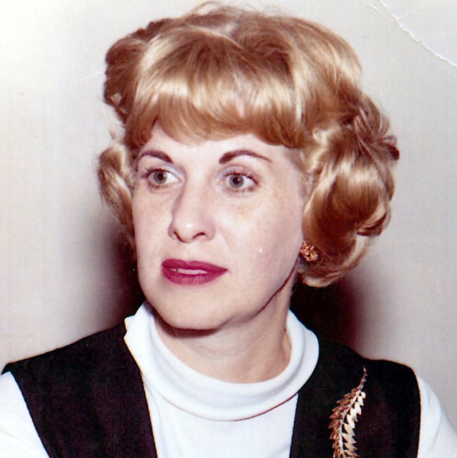 Obituary of Lenore Fischer Scott