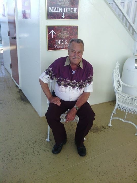 Obituary of Leonard Louis Handley