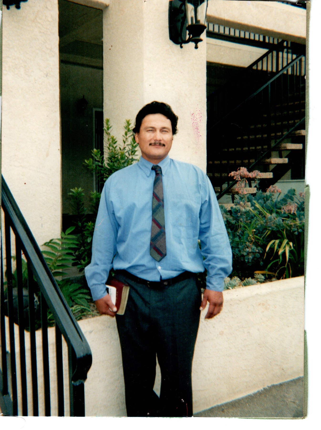 Obituary of Mario Robert De La Rosa