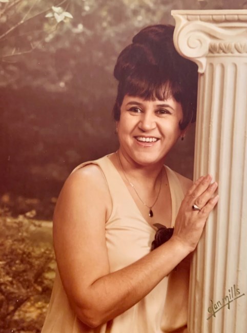 Obituary of Maria Aurora "Lola" Loretto