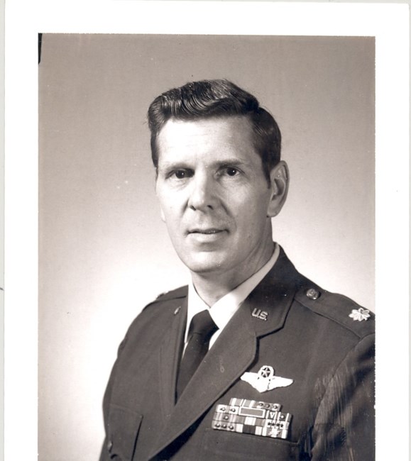 Avis de décès de James A. Gravette