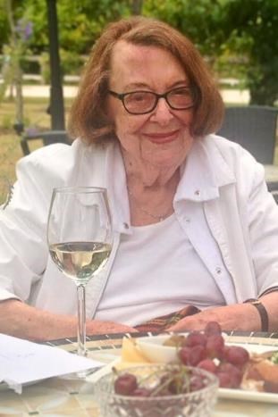 Obituary of Marjorie Doreen (NÉE BEESLEY) Duke