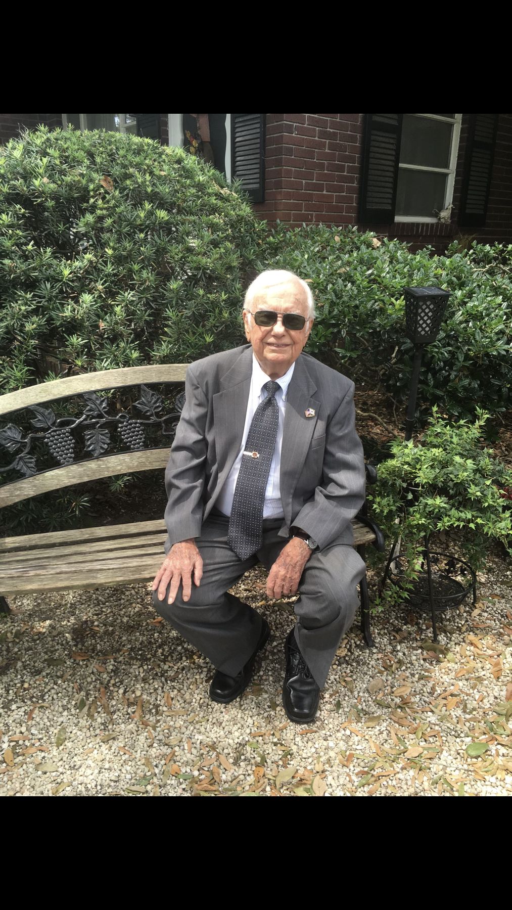 Obituary of Howard "Sonny" E. Coleman